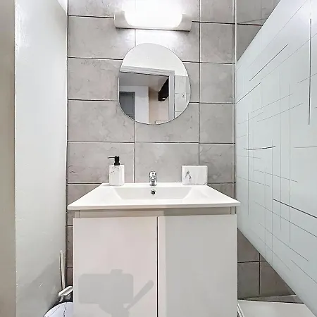 Le Baudinet - - Centre - Rez-de-chaussee Appartement *